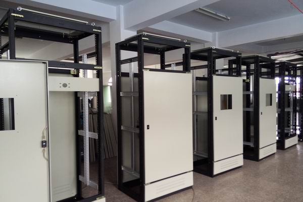 山城控制箱-控制箱的合理布置方法